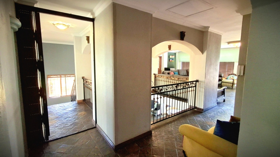 5 Bedroom Property for Sale in Roodia Free State
